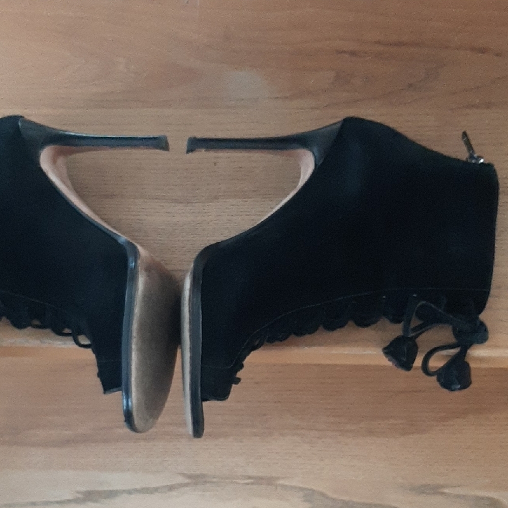 Coach🖤PREMIUM Black Suede HEELED Lace-Up PEEP-TOE BOOTIE Heeled BACK ZIP Sz 7.5 - Picture 6 of 11